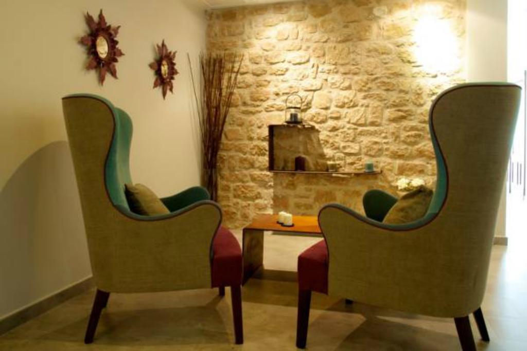 Hotel Villa Monter Alcañiz Buitenkant foto
