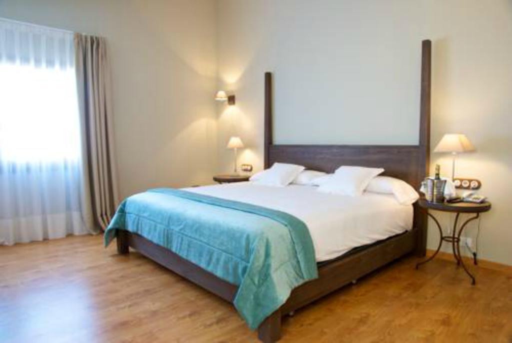 Hotel Villa Monter Alcañiz Buitenkant foto