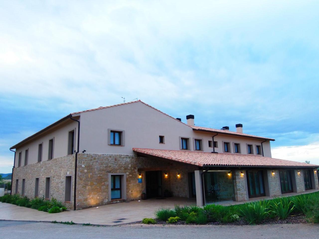 Hotel Villa Monter Alcañiz Buitenkant foto